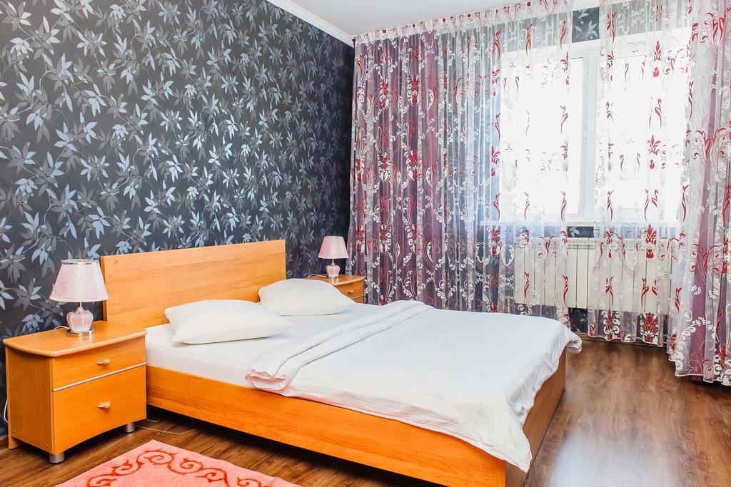 Apartment Lazurniy Астана Екстер'єр фото