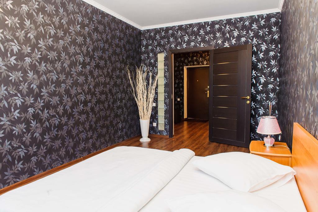 Apartment Lazurniy Астана Екстер'єр фото