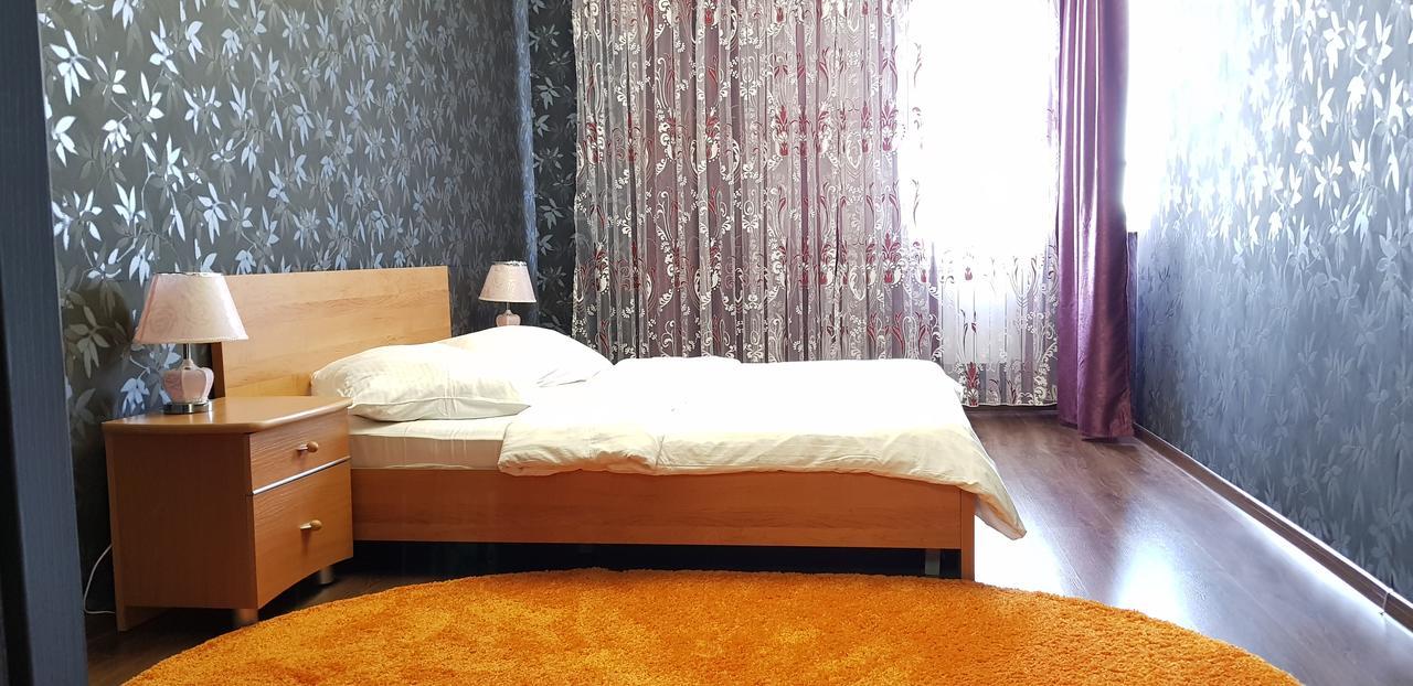 Apartment Lazurniy Астана Екстер'єр фото