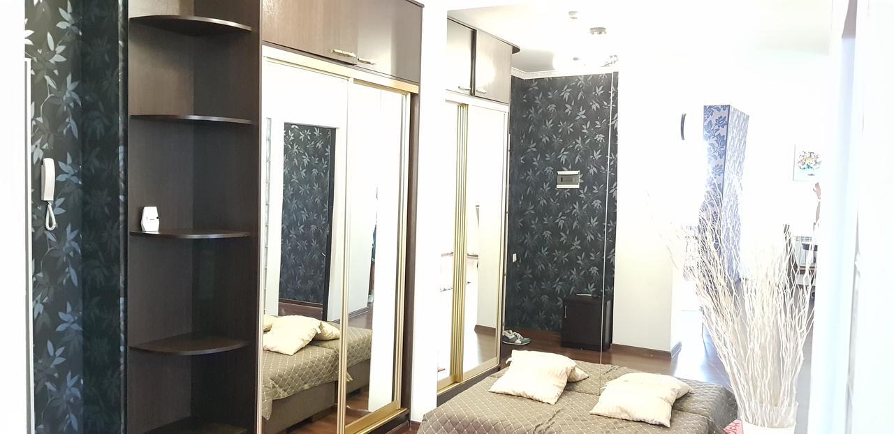Apartment Lazurniy Астана Екстер'єр фото